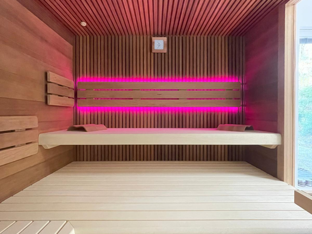 Fínska sauna, Gold Dark Humpolec