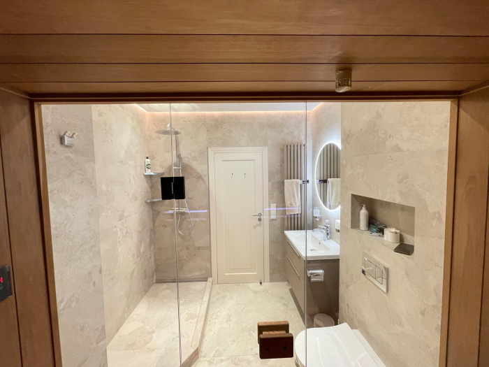 Finská sauna, Gold Dark Praha