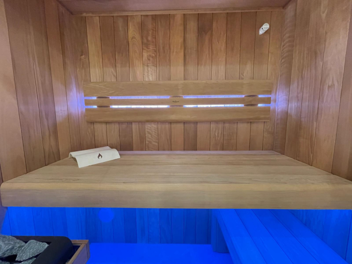 Finská sauna, Gold Dark Praha