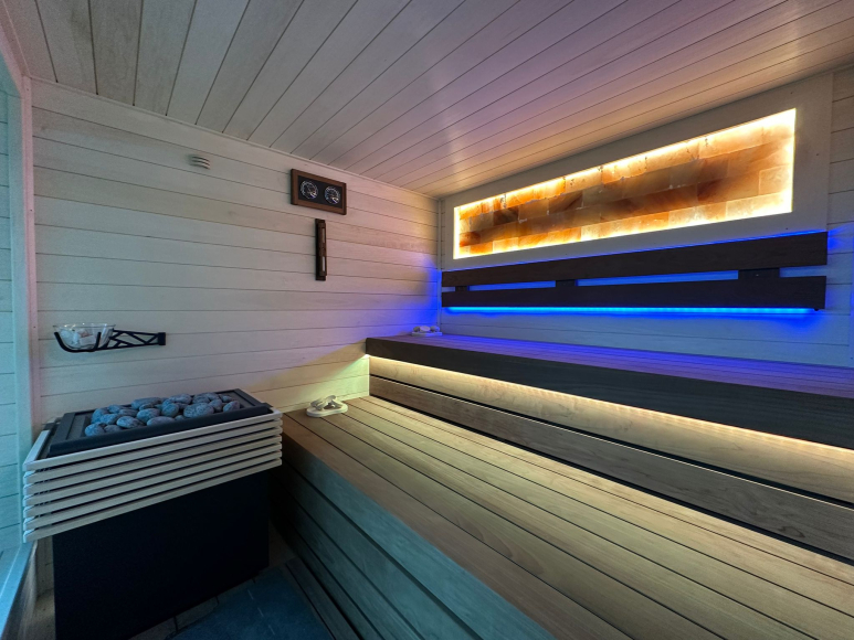 FINSKÁ SAUNA FINSKÁ SAUNA