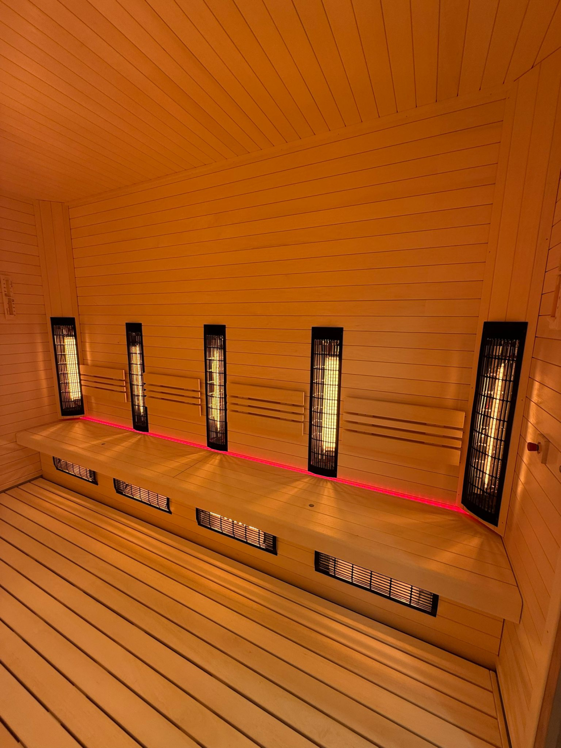 Infrasauna pre 4 osoby Infrasauna pre 4 osoby