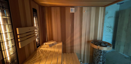 Sauna s kombinovaným režimom: spojenie fínskej klasiky a modernej infračervenej technológie