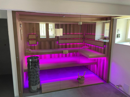Presklená sauna