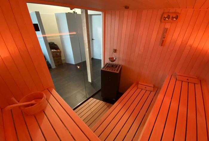 Presklená sauna gold