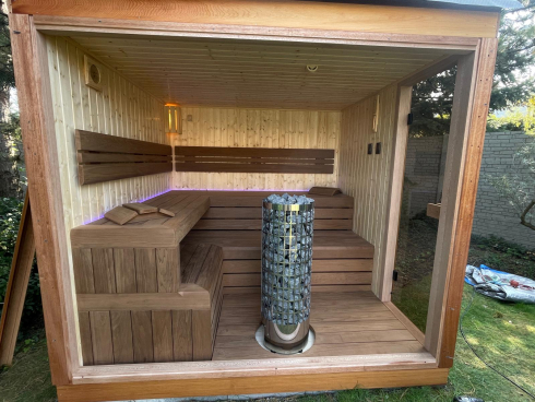 VENKOVNÍ SAUNA VENKOVNÍ SAUNA