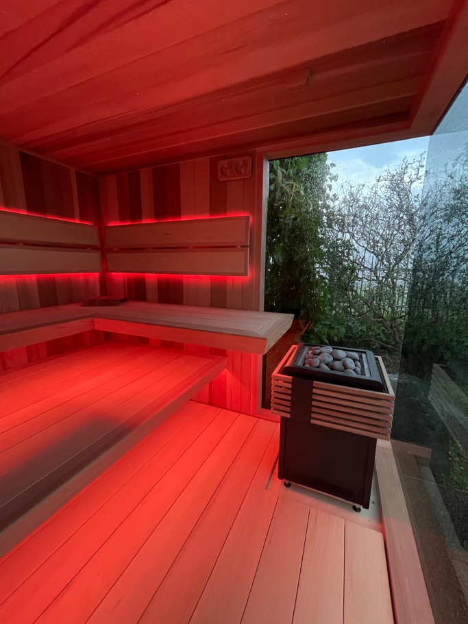 Vonkajšia sauna s odpočivárňou