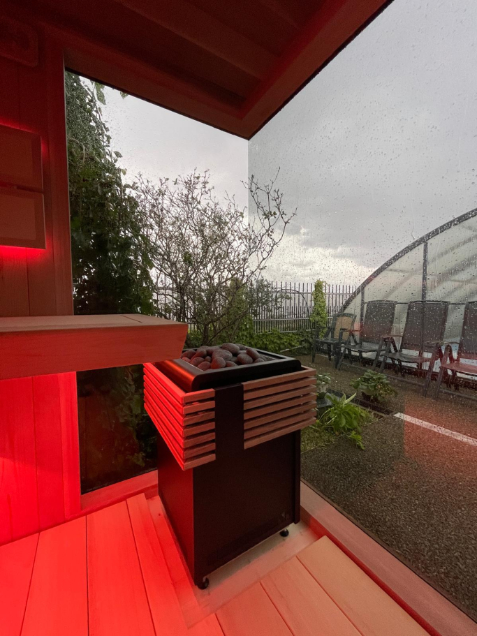 Vonkajšia sauna s odpočivárňou