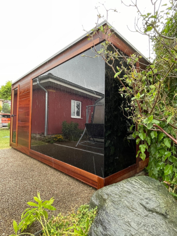 Vonkajšia sauna s odpočivárňou